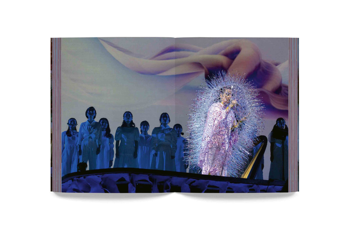 Björk - Cornucopia Book – OLI Records